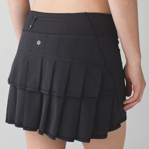 Lululemon 8 Tall Black Pace Setter skirt skort